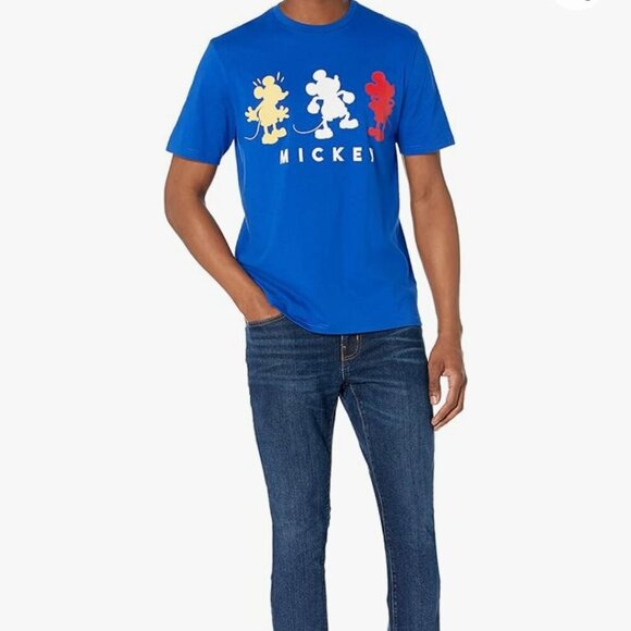🔥3/$42 w FREE SHIPPING🔥 NEW- 2 Mens Disney Mickey Mouse tshirts - Picture 5 of 6